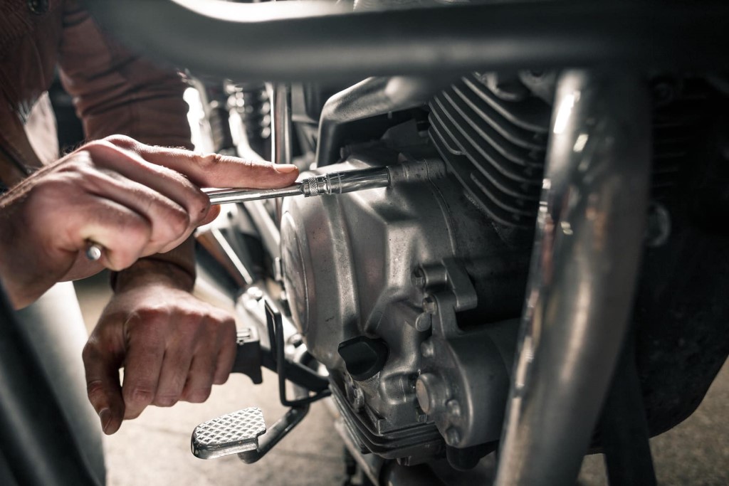 Hora de revisar a moto