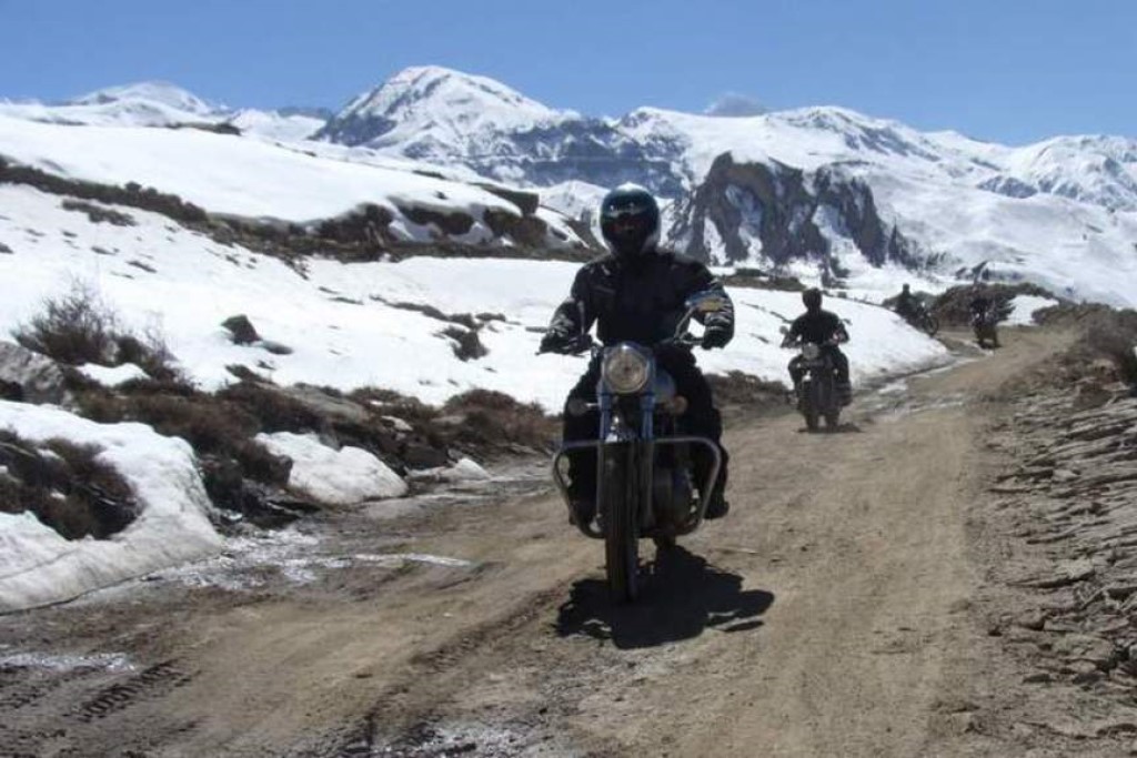 Viagem de moto na altitude