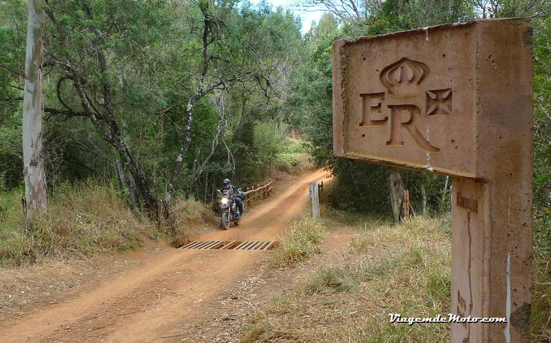 Viagem de moto pela Estrada Real