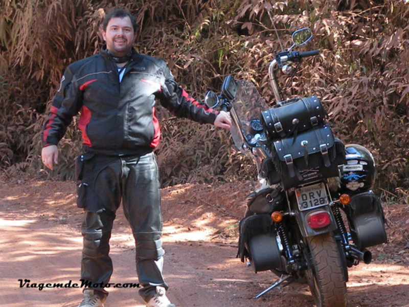 Em busca da Cachoeira do Tabuleiro