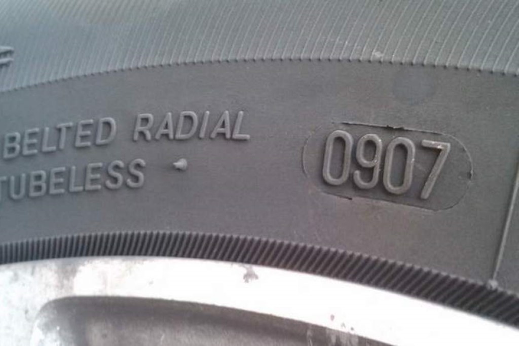 Data de validade do pneu de moto
