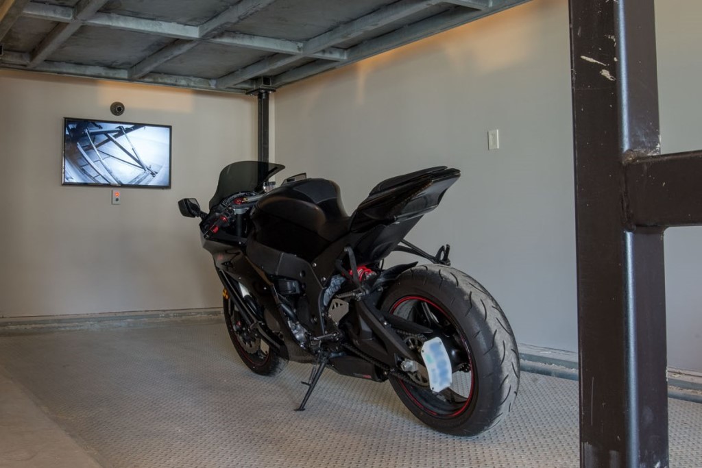 Dicas para motos paradas na garagem