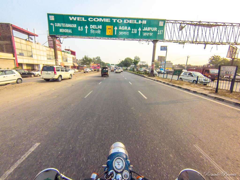 24º dia – De Amritsar a Délhi: vacas na pista, riquixás na contramão e a glória de chegar inteiro