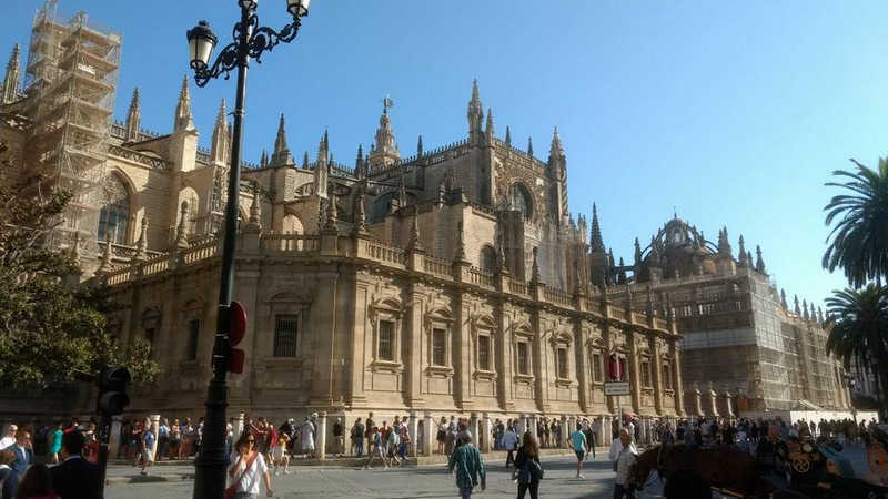 2º dia  – Lisboa – Évora – Sevilha