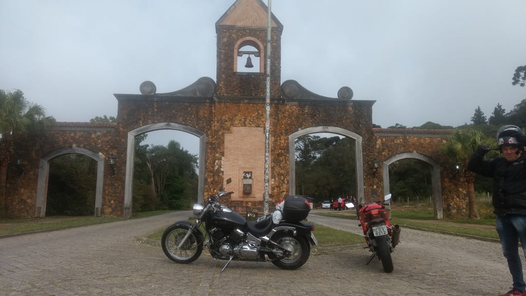 Viagem de moto pelas Serras do Sul