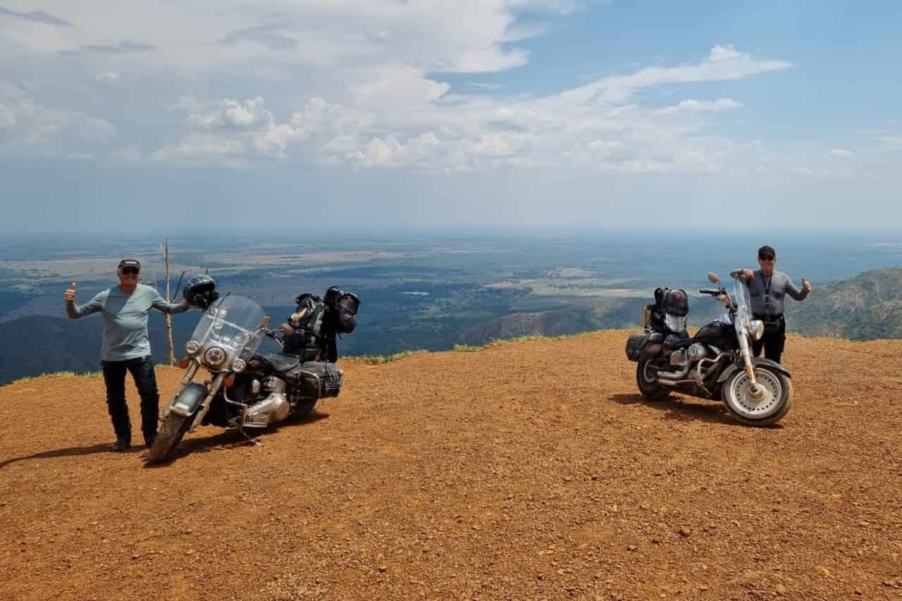 Viagem de moto pela Chapada dos Guimarães