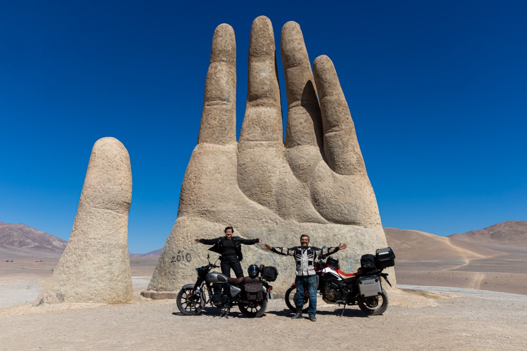 De moto pela Cordilheira dos Andes e Deserto do Atacama
